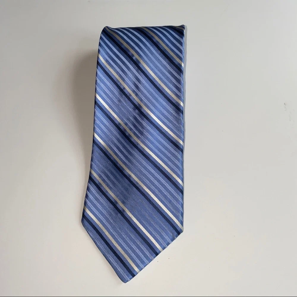 City of London‎ Tie